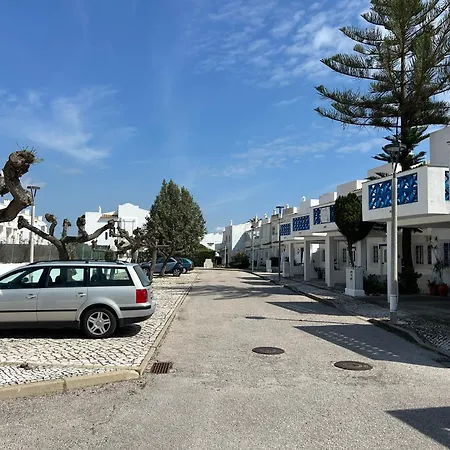 Moradia 3 - Jardim Da Oura - 700m Da Do De Sao Joao אלבופיירה