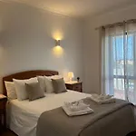 Feriehus Moradia 3 - Jardim Da Oura - 700m Da Do De Sao Joao *