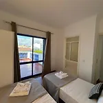 Feriehus Moradia 3 - Jardim Da Oura - 700m Da Do De Sao Joao